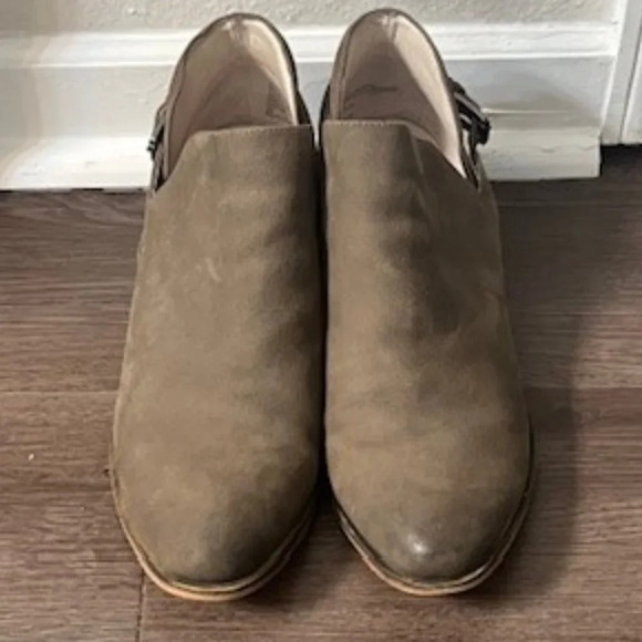 -Women's CASLON ankle bootie Tan Size 8.5 - Picture 3 of 4